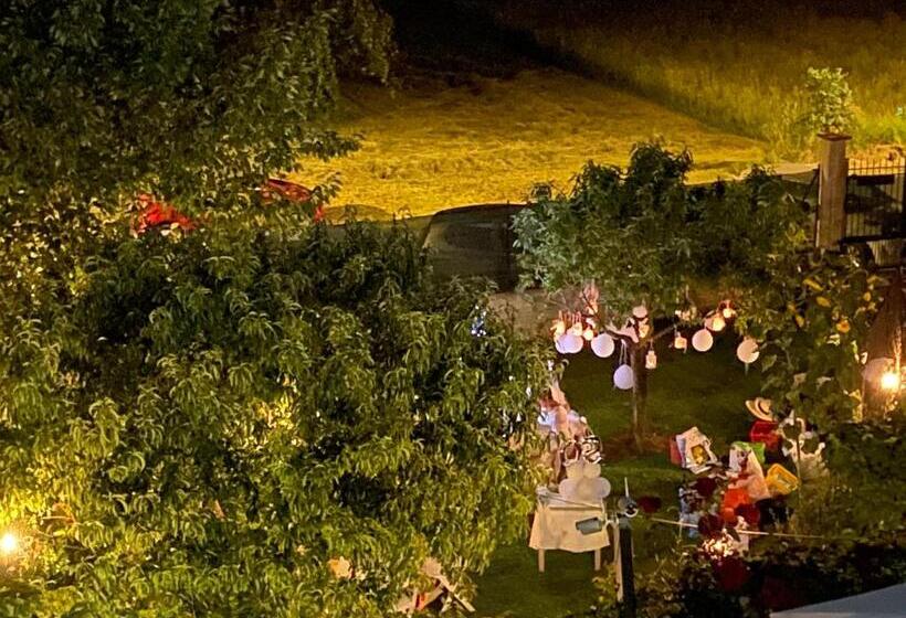 مبيت وإفطار Oca Carolina