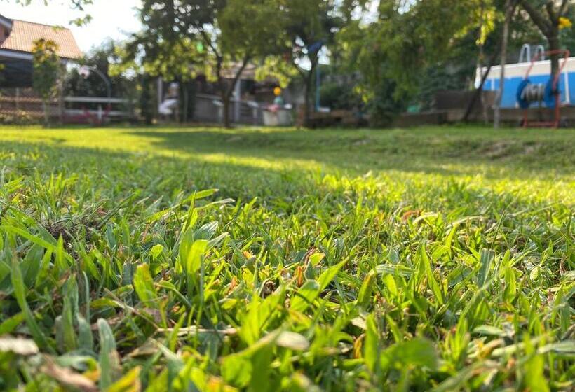 مبيت وإفطار Oca Carolina