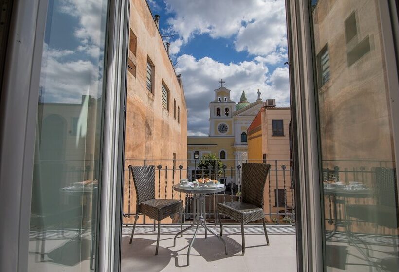 צימר Palazzo Caracciolo Del Sole