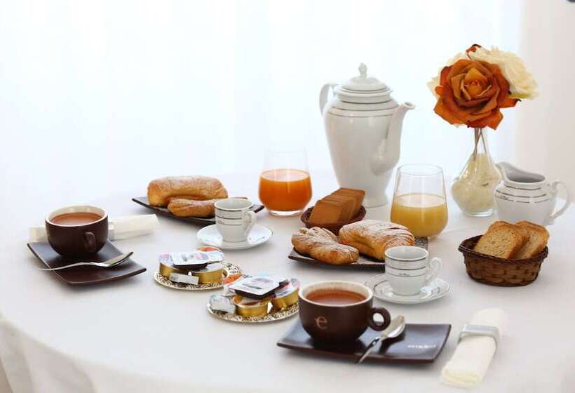 צימר Palazzo Caracciolo Del Sole