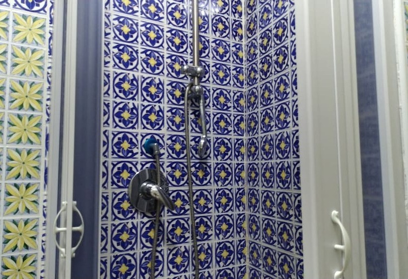 צימר Port Village Vesuvius