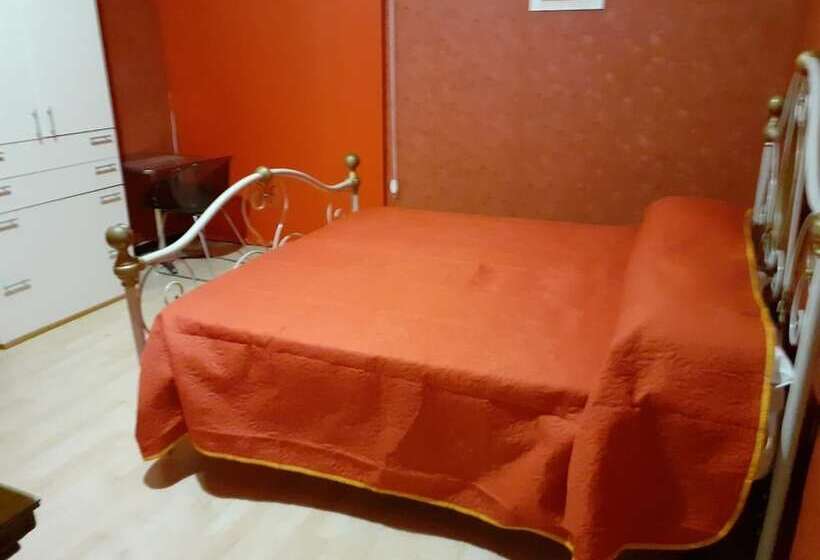 צימר Port Village Vesuvius