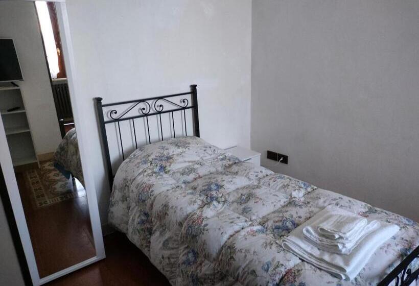 مبيت وإفطار Residence Tucci