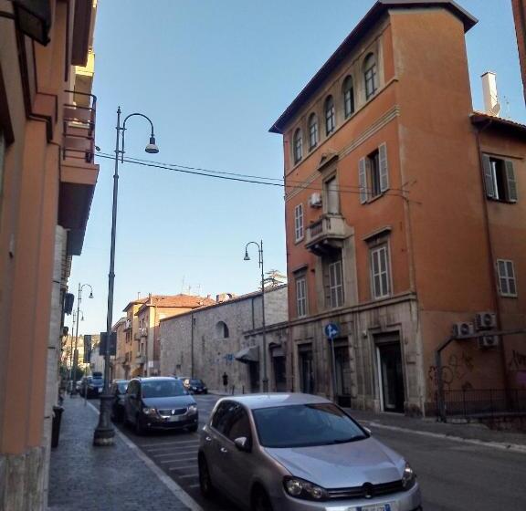 مبيت وإفطار Residence Tucci