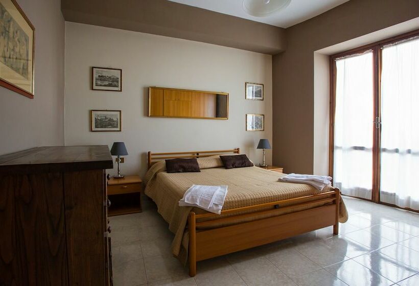 مبيت وإفطار Residence Villa Savoia