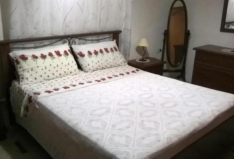 مبيت وإفطار Sa Domu Sarda Case Vacanze