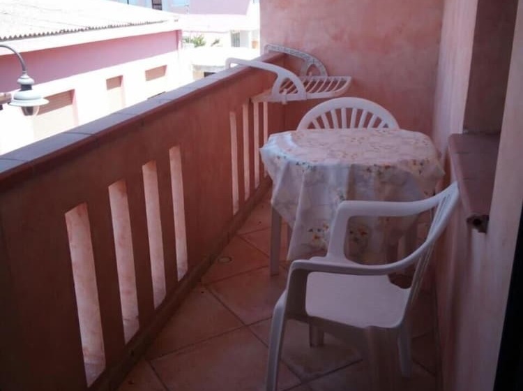 مبيت وإفطار Sa Domu Sarda Case Vacanze