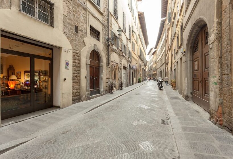 تختخواب و صبحانه Santo Spirito Venti