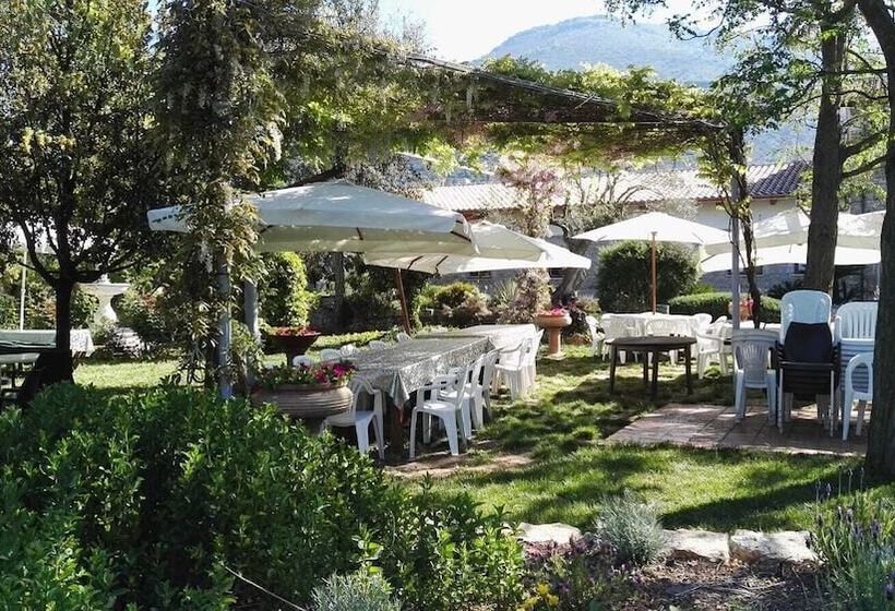 مبيت وإفطار Tenuta Le Pantanelle