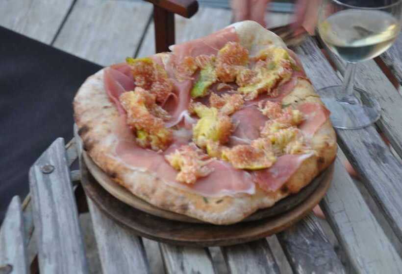 مبيت وإفطار Villa Fortezza Antique Rooms