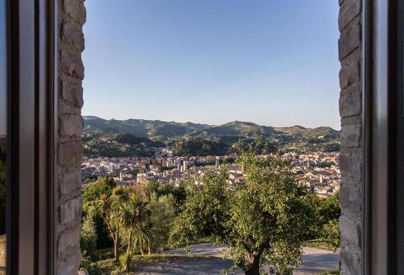 مبيت وإفطار Villa Fortezza Antique Rooms