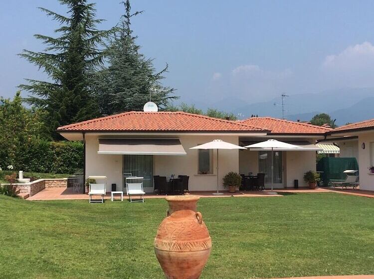 مبيت وإفطار Villa Josephine