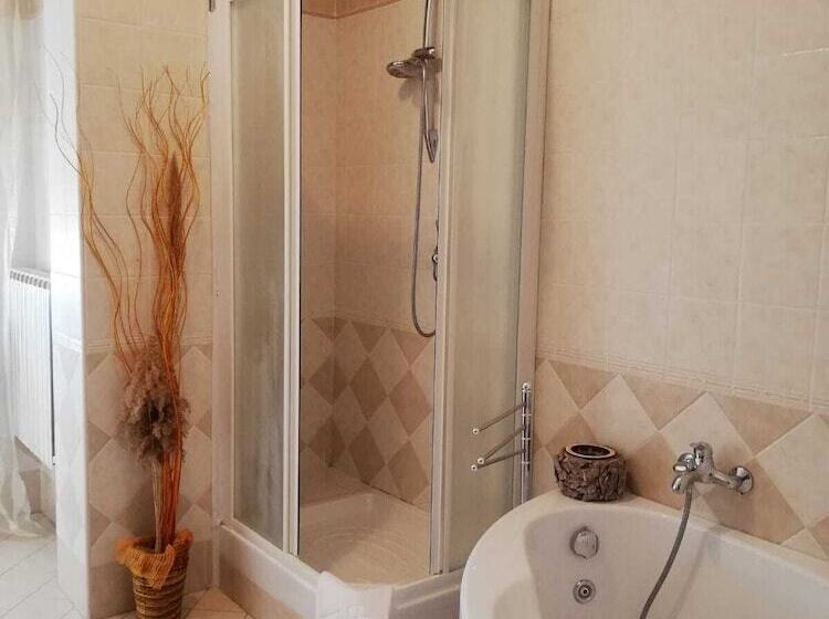 민박 Villa Santa Elena