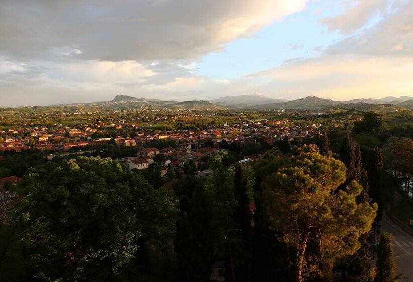 פונדק Castello Santarcangelo Di Romagna