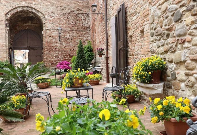 פונדק Castello Santarcangelo Di Romagna