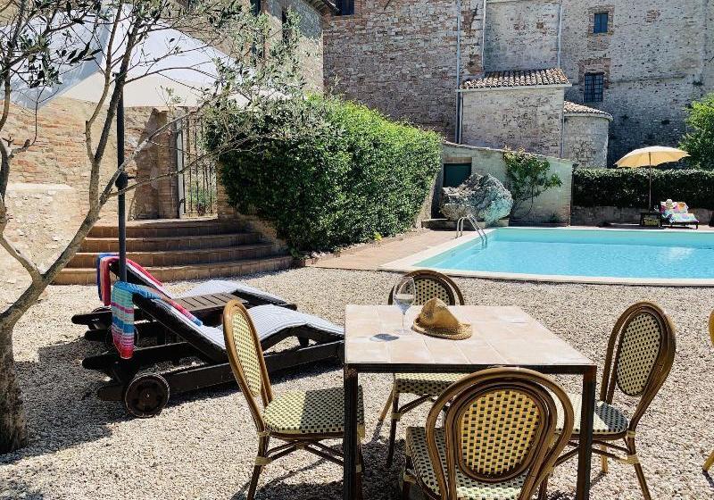 פונדק Il Borgo Di Olive