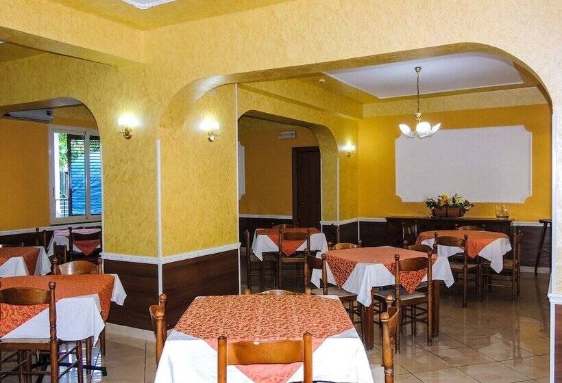 فندق فئة نجمة واحدة La Zagara