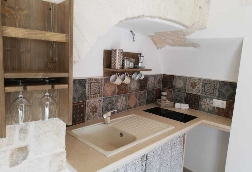 Хостел Trulli In Corte