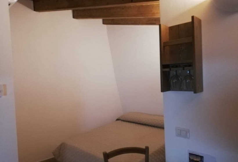 Хостел Trulli In Corte