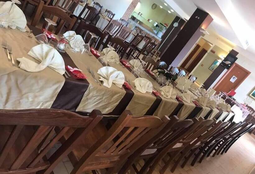 Отель Alin Village