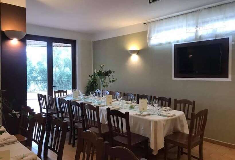 Отель Alin Village