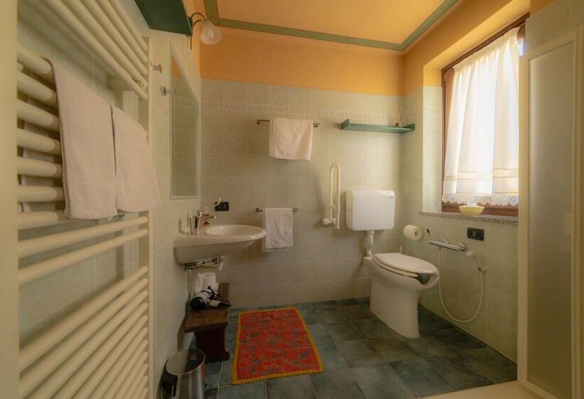 בית מלון כפרי Della Nouva Pila