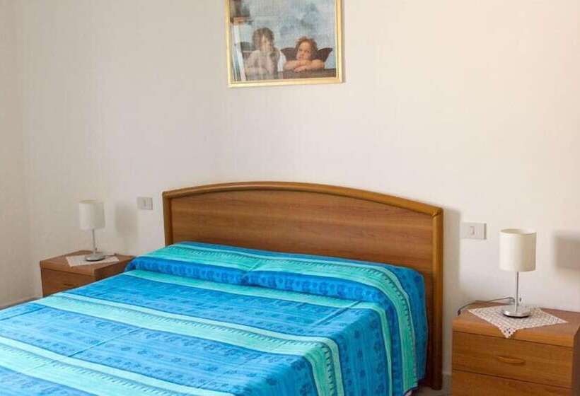 Сельский отель Agriturismo La Rondine