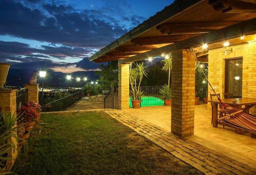 בית מלון כפרי Agriturismo Pascucci