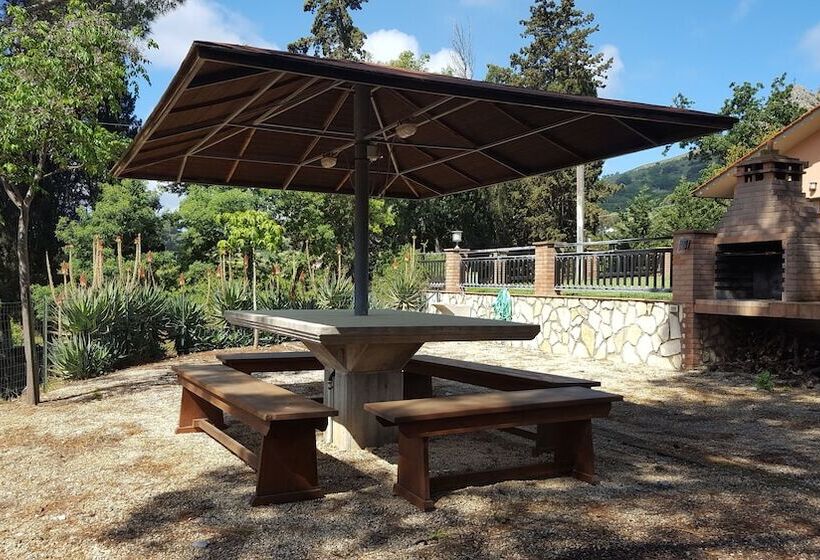 Сельский отель Agriturismo Rebua