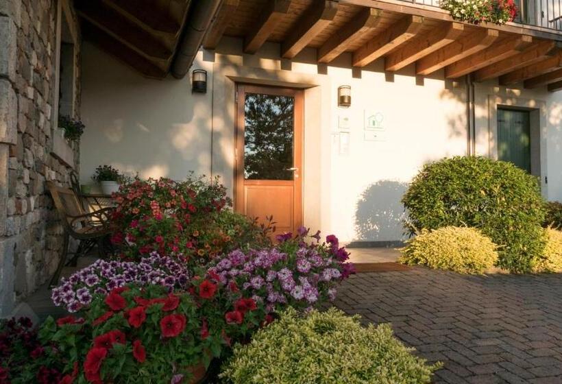 田舎風ホテル Agriturismo Residence Caporale