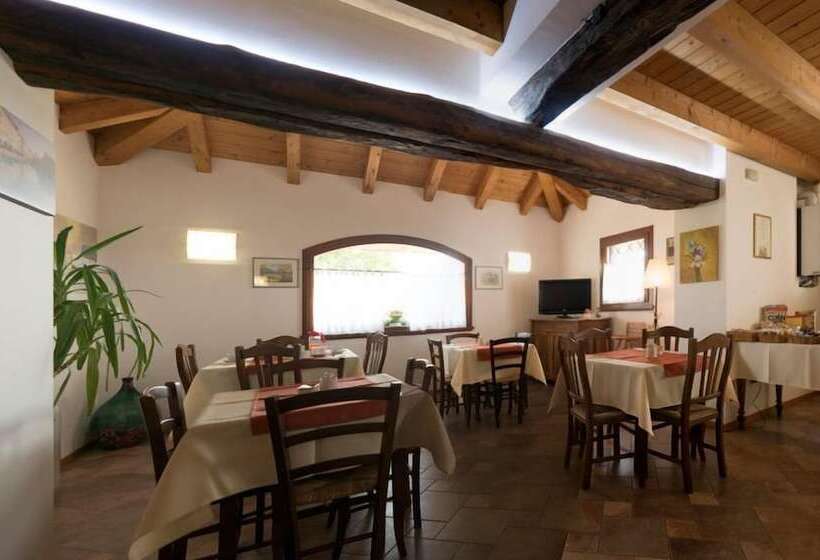 田舎風ホテル Agriturismo Residence Caporale