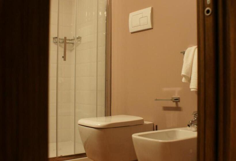 교외 호텔 La Finestra Sul Po  Agriturismo