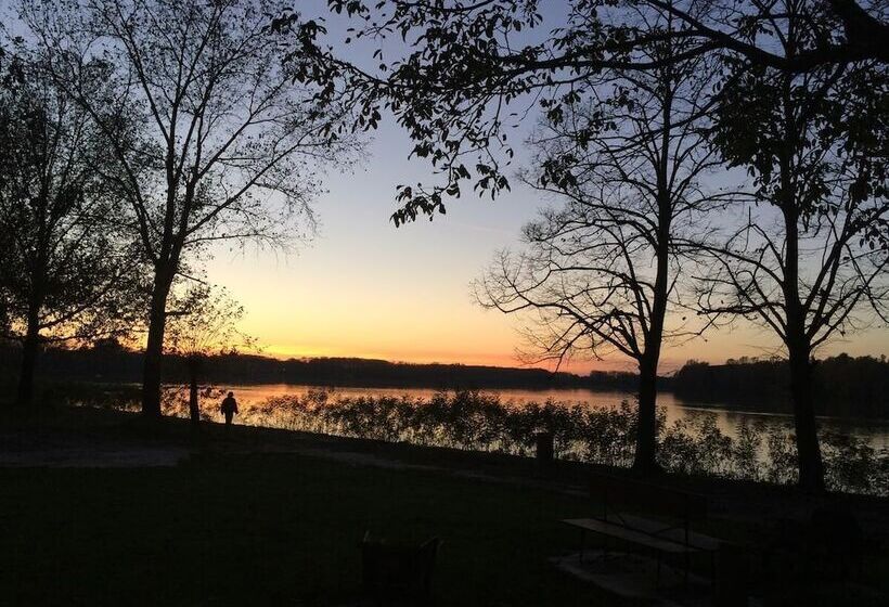 교외 호텔 La Finestra Sul Po  Agriturismo