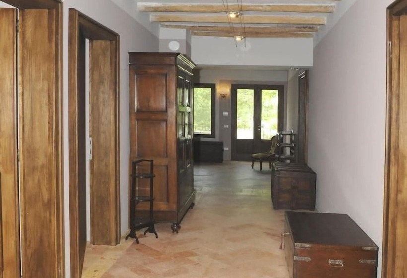 교외 호텔 La Finestra Sul Po  Agriturismo