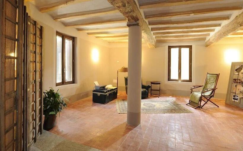 교외 호텔 La Finestra Sul Po  Agriturismo