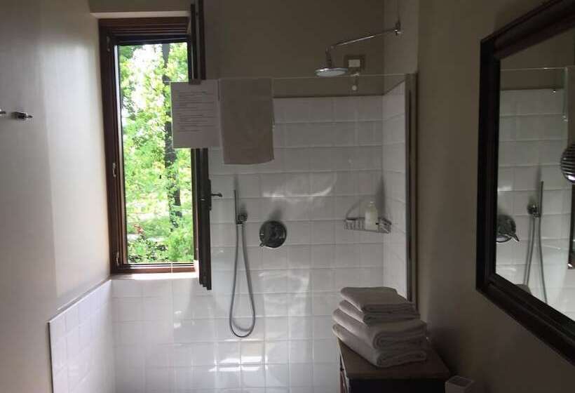 교외 호텔 La Finestra Sul Po  Agriturismo