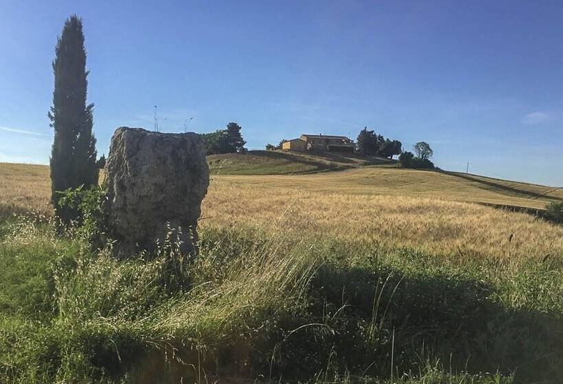 בית מלון כפרי Poggio Alla Pietra 26