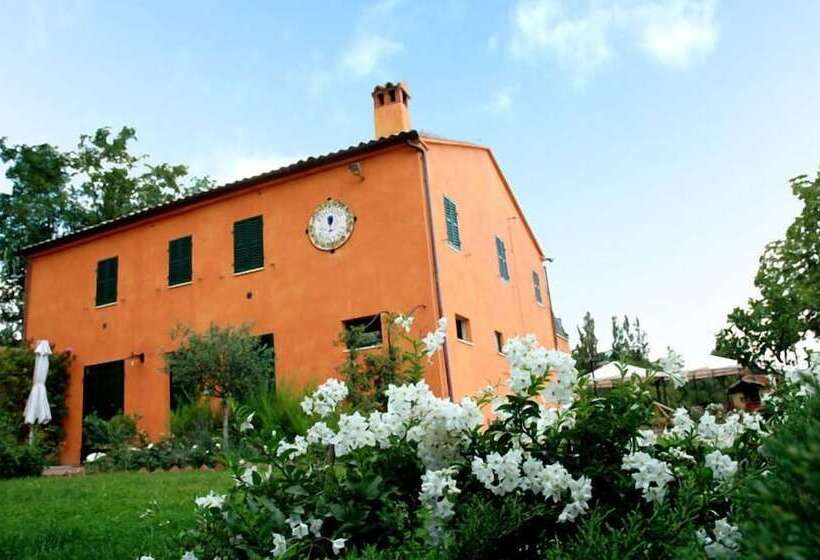 فندق ريفى Poggio Montali