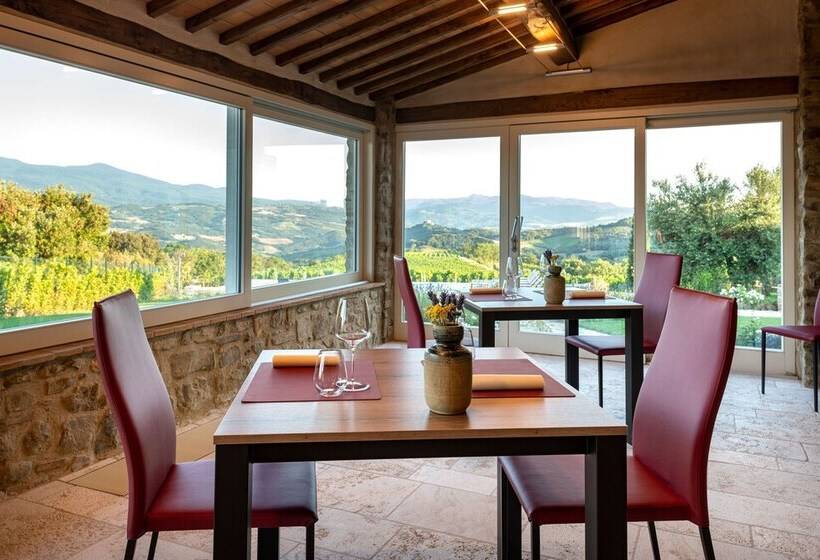 Сельский отель Mastrojanni Relais