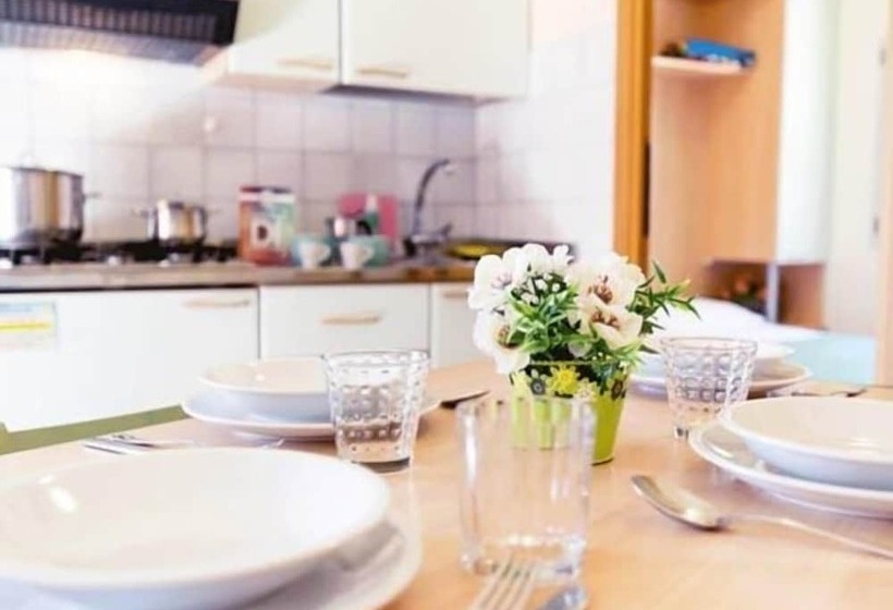 酒店 Villaggio Camping Duca Amedeo