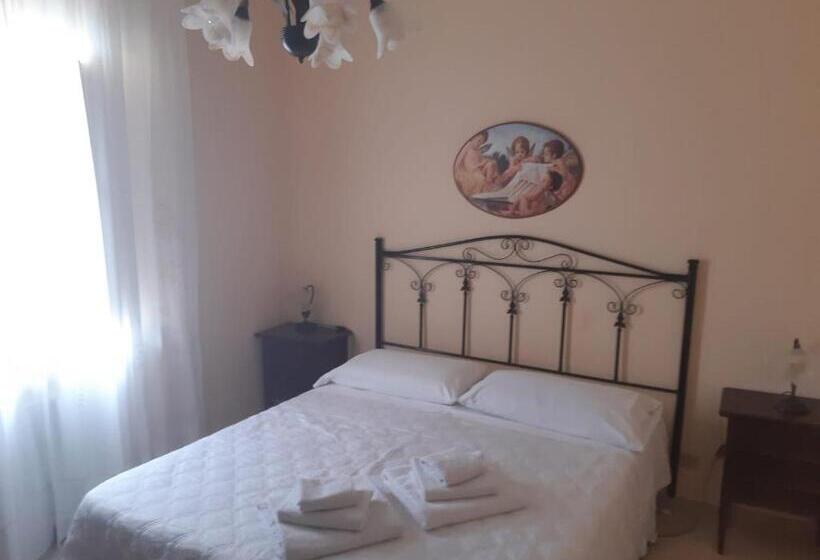 تختخواب و صبحانه Le Corti Del Casale