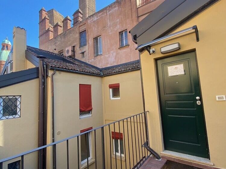 پانسیون Acquaderni Rooms