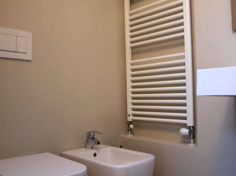 پانسیون Acquaderni Rooms