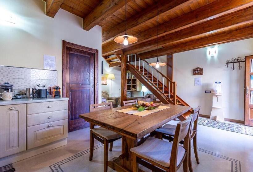 Пансион Affittacamere Is Coronas