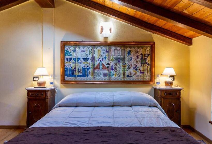 Пансион Affittacamere Is Coronas