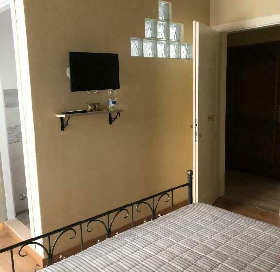 פנסיון Alloggi Per Uso Turistico A&m