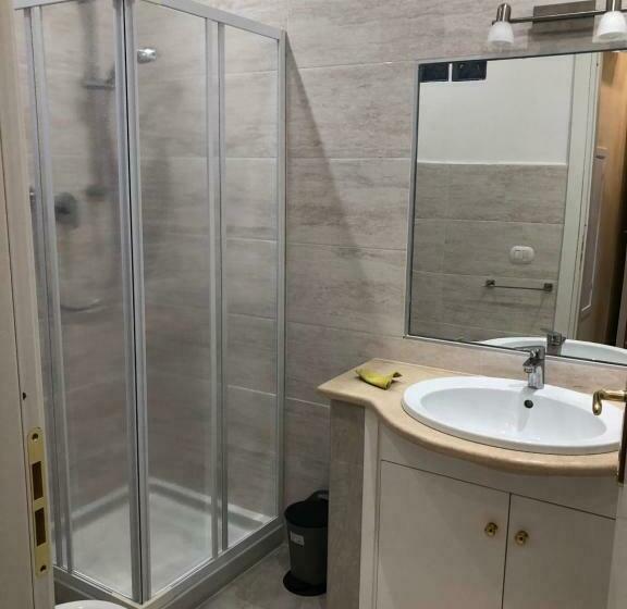 פנסיון Alloggi Per Uso Turistico A&m