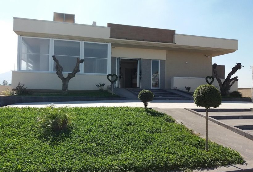 פנסיון Angel's Paradise