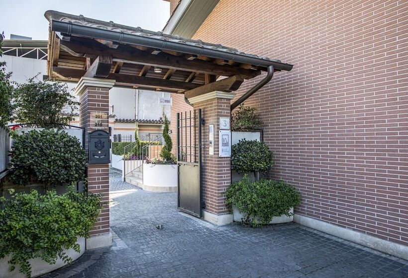 פנסיון Borgo Aureo