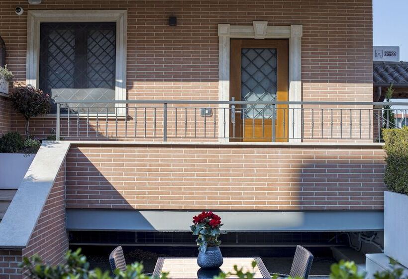 פנסיון Borgo Aureo